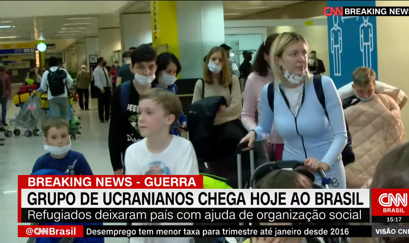 Mais de 300 ucranianos serão acolhidos por igrejas brasileiras. (Foto: Reprodução/CNN Brasil).