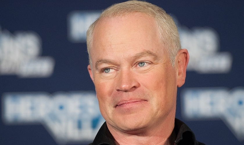 Ator Neal McDonough. (Foto: Wikimedia Commons/Heroes & Villains)