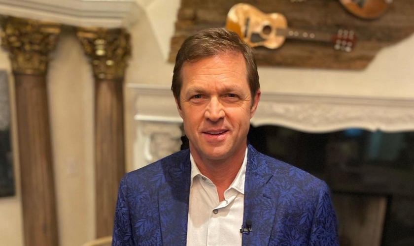 O ator Eric Close entregou sua vida e sua carreira a Jesus. (Foto: Instagram/Eric Close).
