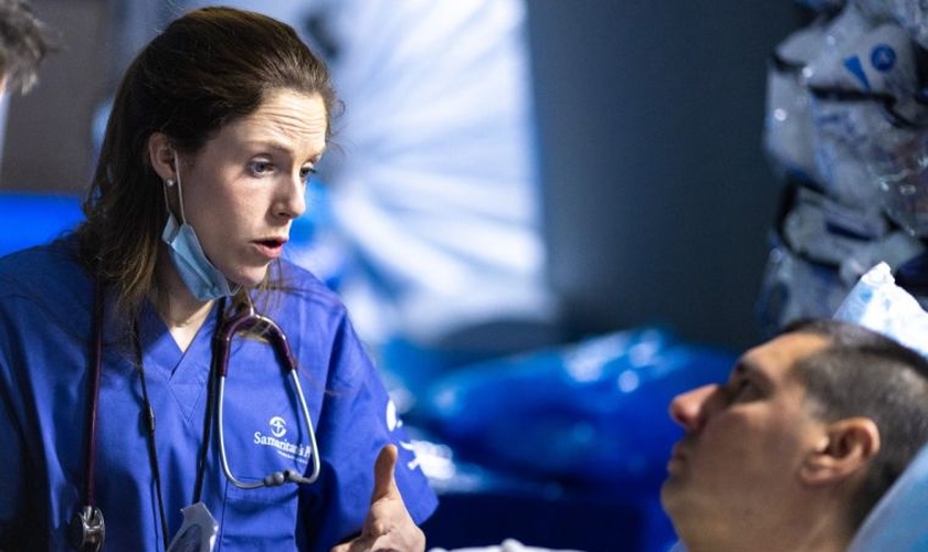 Laura Douglas-Beveridge serviu no hospital de campanha da Samaritan’s Purse na Ucrânia. (Foto: Samaritan's Purse).
