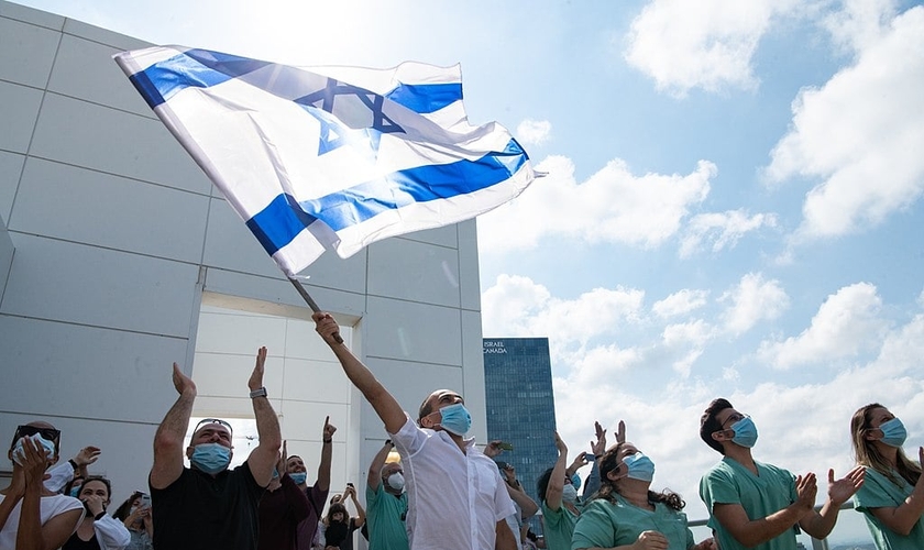 Voo do Dia da Independência sobre hospitais de Israel em 2020. (Foto: Wikimedia Commons)