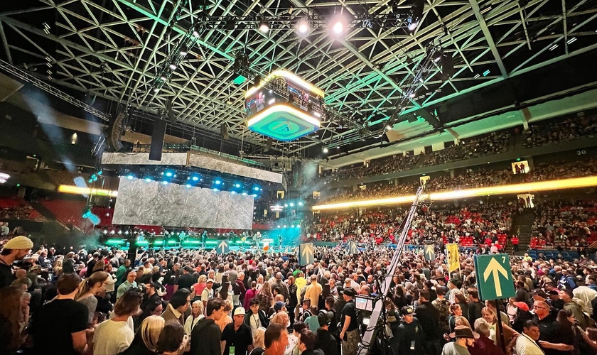 Mais de 20 mil pessoas participam do Boise Harvest, na Extra Mile Arena. (Foto: Facebook Greg Laurie)