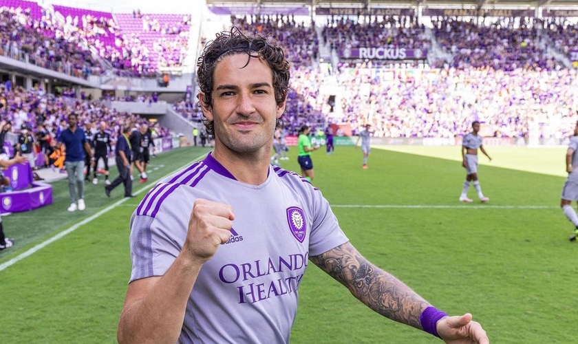 Alexandre Pato é atacante do Orlando City. (Foto: Instagram/Rebeca Abravanel)