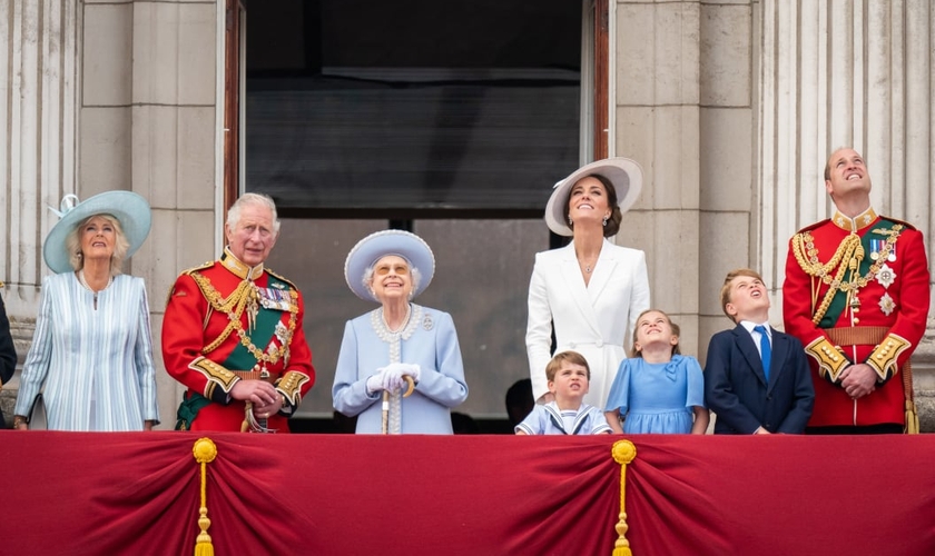 Família real britânica durante celebração do Jubileu de Platina. (Foto: The Royal Family)
