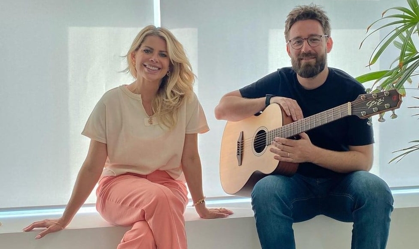 Karina Bacchi e Marcelo Cacilias. (Foto: Instagram Luz de Jesus)