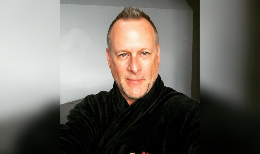 Com a ajuda de Deus, Dave Coulier conseguiu ficar sóbrio. (Foto: Instagram/Dave Coulier).