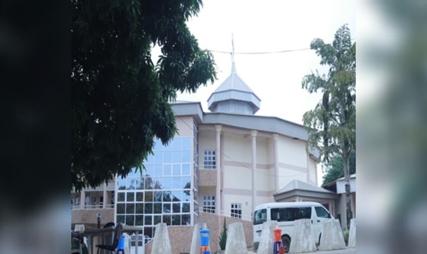 Templo da Igreja Cristo nas Nações em Riyom. (Foto: Church of Christ in Nations).