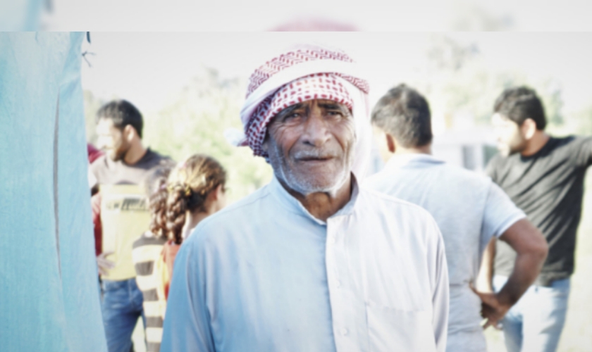 Abdel se converteu ao sonhar com Jesus, em um país no Oriente Médio. (Foto: Imagem ilustrativa/Christian Aid Mission).