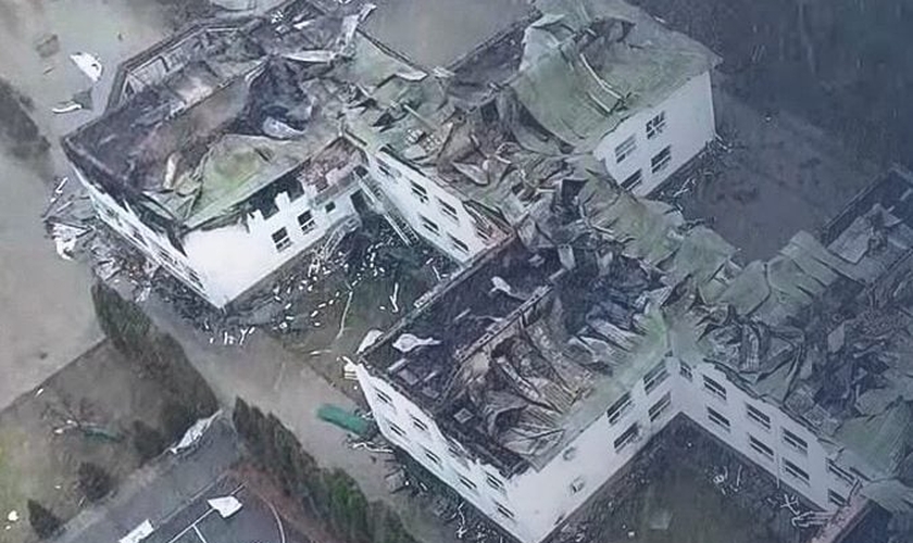 Seminário ucraniano danificado por forças russas. (Foto: Slavic Gospel Association)