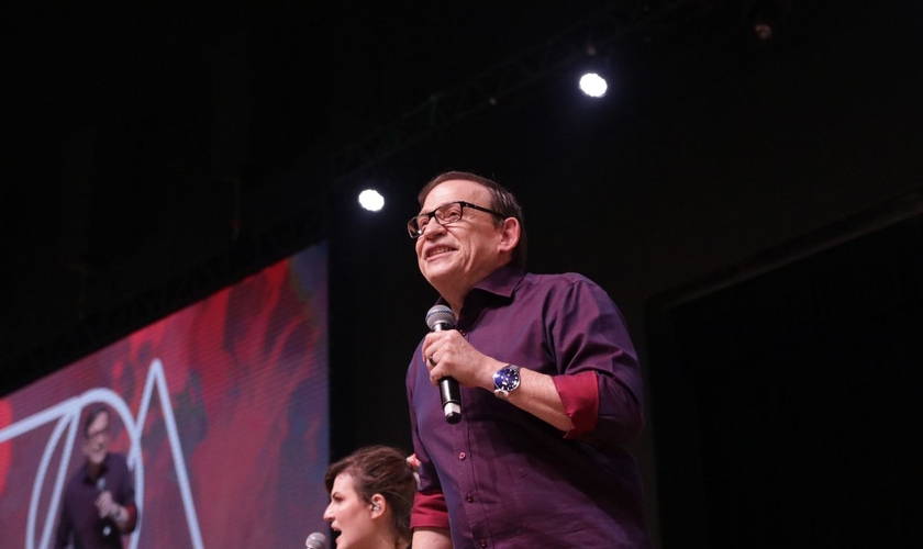 Pastor Abe Huber no VOA 2022. (Foto: Global Awakening Brasil)