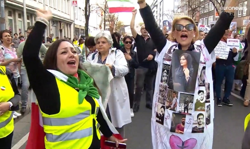 Protestos no Irã. (Foto: Captura de tela/Vídeo Euronews)