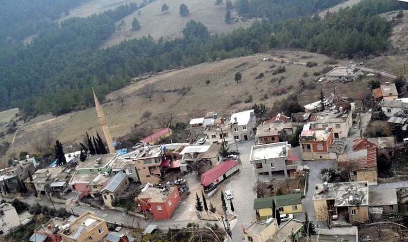 Uma pequena vila na Turquia. (Foto: Imagem ilustrativa/ Wikimedia Commons/Nedim Ardoğa).