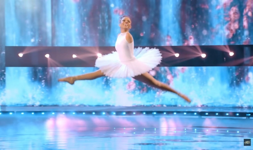 Vitória Bueno. (Foto: Captura de tela/YouTube America´s Got Talent)