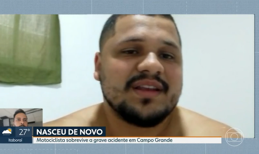 Leonardo Henrique Ferreira foi atingido por uma caminhonete e jogado para cima. (Foto: Reprodução/RJTV/G1).