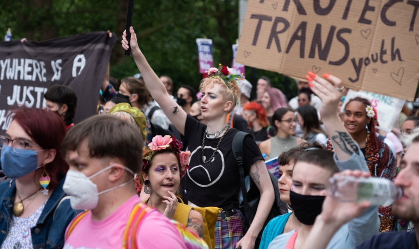 Protesto de transgêneros. (Foto representativa: Unsplash/Ehimetalor Akhere Unuabona)