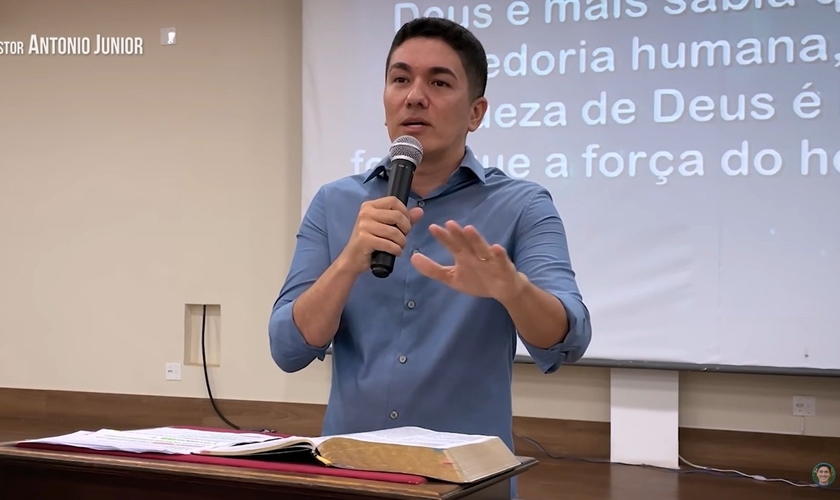 Pastor Antônio Júnior. (Foto: Captura de tela/YouTube Antônio Júnior)