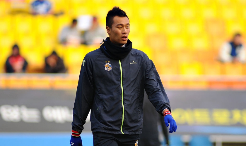 Shin-Wook Kim é conhecido por testemunhar de Jesus dentro e fora de campo. (Foto: Wikimedia Commons/블루포토 홍준기).