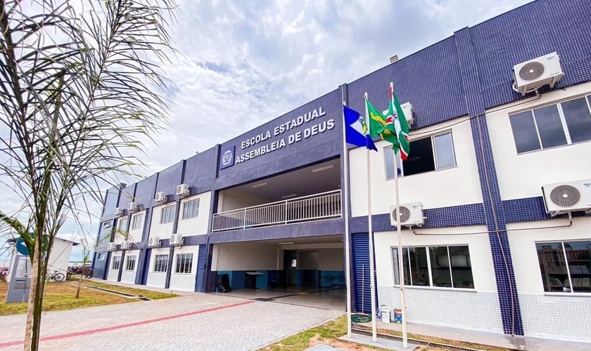 Fachada da Escola Estadual Evangélica Assembleia de Deus. (Foto: Wesley Rodrigues/Seduc)