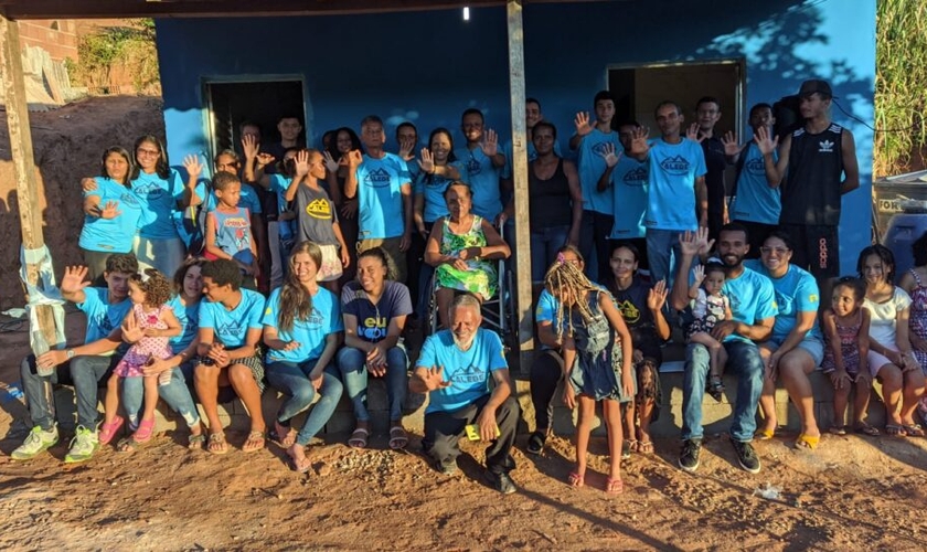 Maria Conceição ganhou uma casa nova da Missão Calebe. Foto: Arquivo pessoal/Notícias Adventistas).