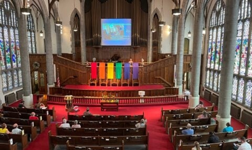 Apenas no sábado (6), mais de 300 congregações se desfiliaram da denominação. (Foto: University United Methodist Church).