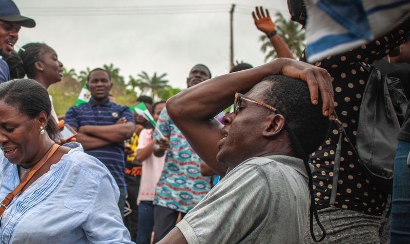 Cristãos sofrem com a perseguição e descaso do governo. (Foto: Ilustração/Unsplash/Tope. A Asokere)