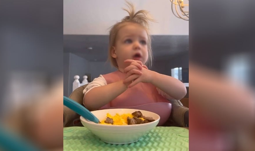 Taya ora todos os dias antes do café da manhã. (Foto: Reprodução/Instagram/Madeline Roberts)