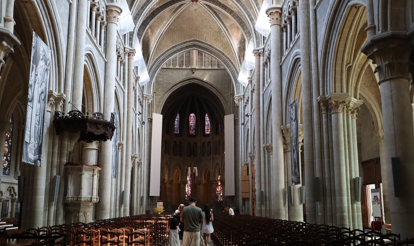 Lausanne Cathedral na Suíça. (Foto: Imagem ilustrativa/Unsplash/Carol Jeng).