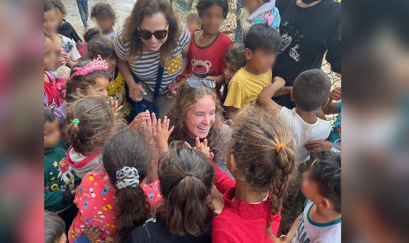 Crianças que fazem parte dos projetos da missão no Líbano. (Foto: Reprodução/Instagram/Heart for Lebanon)