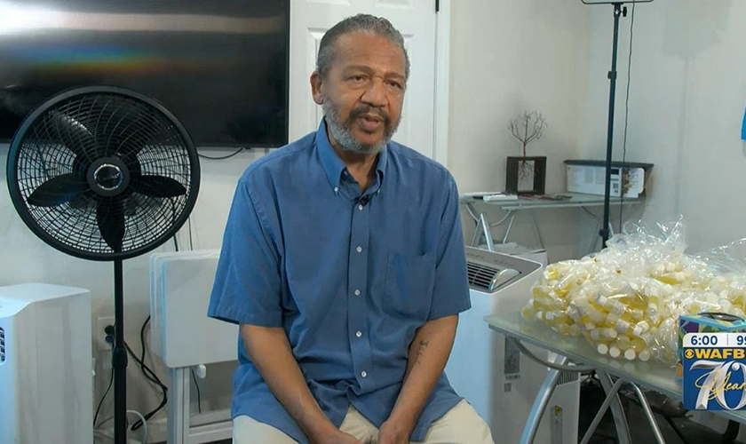 Pastor Dwight Pate. (Foto: Captura de tela/Vídeo WAFB)