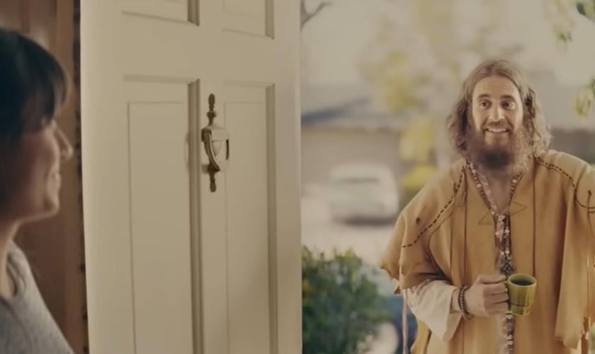 Cena do filme Jesus Revolution. (Foto: Captura de tela/YouTube/Lionsgate Movies)