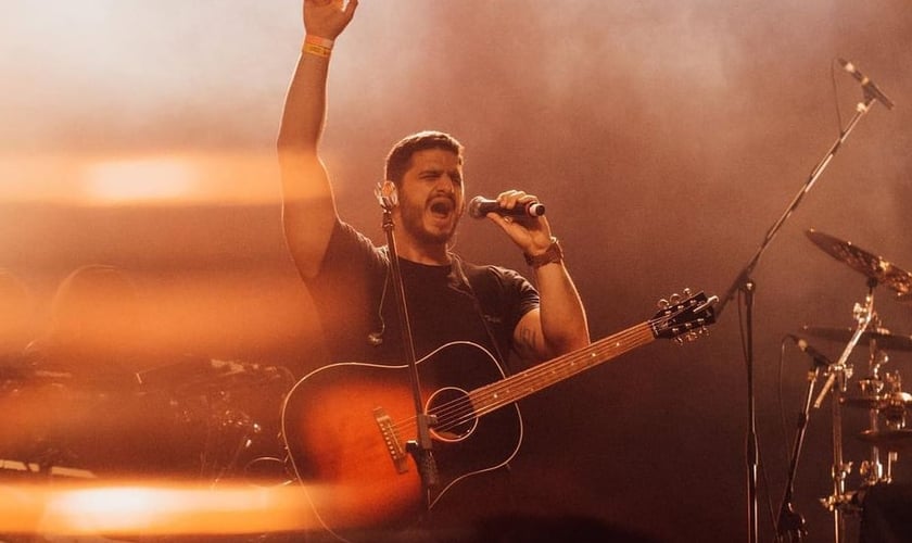 Tarik durante a gravação do DVD ao vivo em SP. (Foto: Amaral Alves)