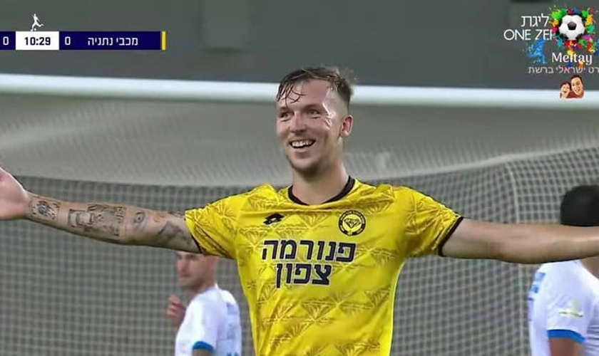 O jogador israelense Eden Karzev. (Captura de tela/YouTube/Meltay)