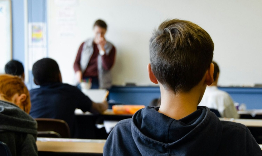 Crianças na escola. (Foto: Reprodução/Unsplash/Taylor Flowe)