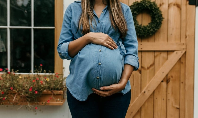 Entidade evangélica defende o caráter sagrado da vida desde o seu início. (Foto: Unsplash/Camylla Battani)