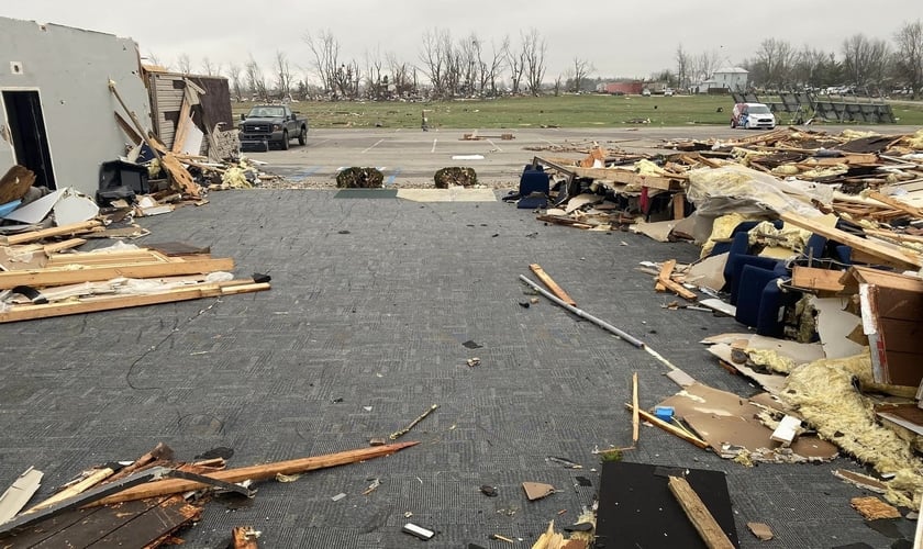 A Igreja Freedom ficou totalmente destruída após a passagem do tornado. (Foto: Facebook/Freedom Life Church).