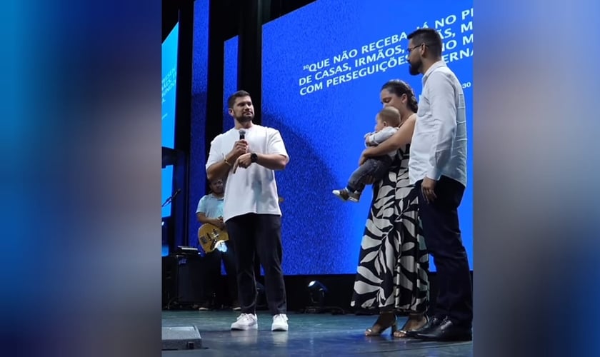 Noah, de 5 meses, foi diagnosticado com malformação no crânio. (Foto: Reprodução/Instagram/Get Church Florianópolis).