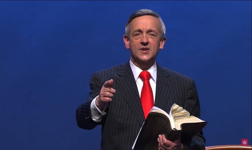 Robert Jeffress. (Captura de tela: YouTube/First Baptist Dallas)