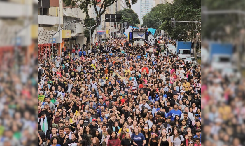 Marcha para Jesus reúne milhares em Curitiba. (Foto: Instagram/ marchaparajesuscuritiba)