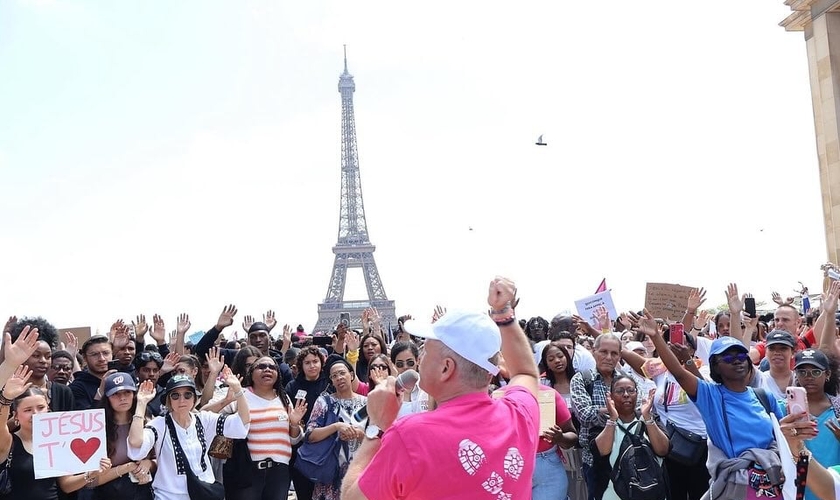  Marcha para Jesus em Paris. (Foto: Instagram/Jean-Luc Trachsel ministries).