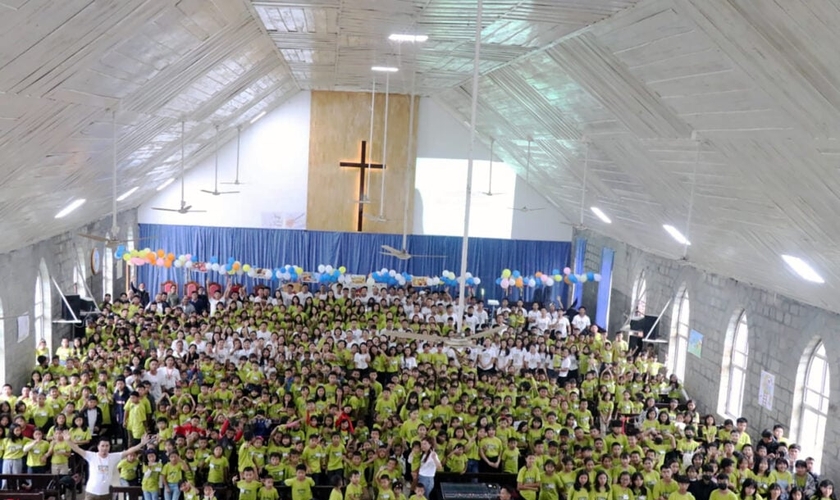 Crianças participantes da Escola Bíblica Férias, na Índia. (Foto: Lifeway)