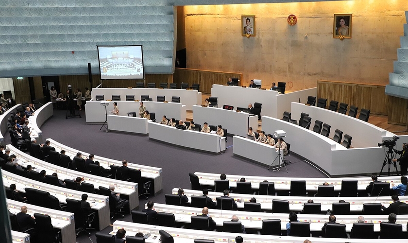 Chantra Hall, local de reunião do Senado da Tailândia. (Foto: Wikipedia)