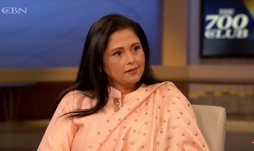 Jayasudha Kapoor. (Foto: Reprodução/YouTube/The 700 Club).