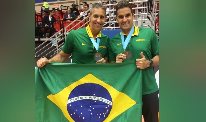 José Neto (à direita) com Diego Falcão. (Foto: Instagram/José Neto).