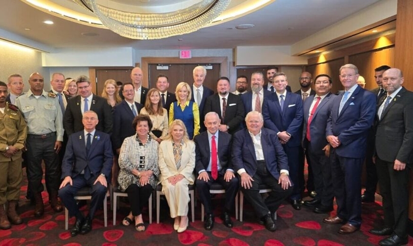 O primeiro-ministro israelense, Benjamin Netanyahu, se reuniu com líderes cristãos evangélicos em Washington, em 23 de julho de 2024. (Foto: Amos Ben Gershon/Gabinete de Imprensa do Governo).