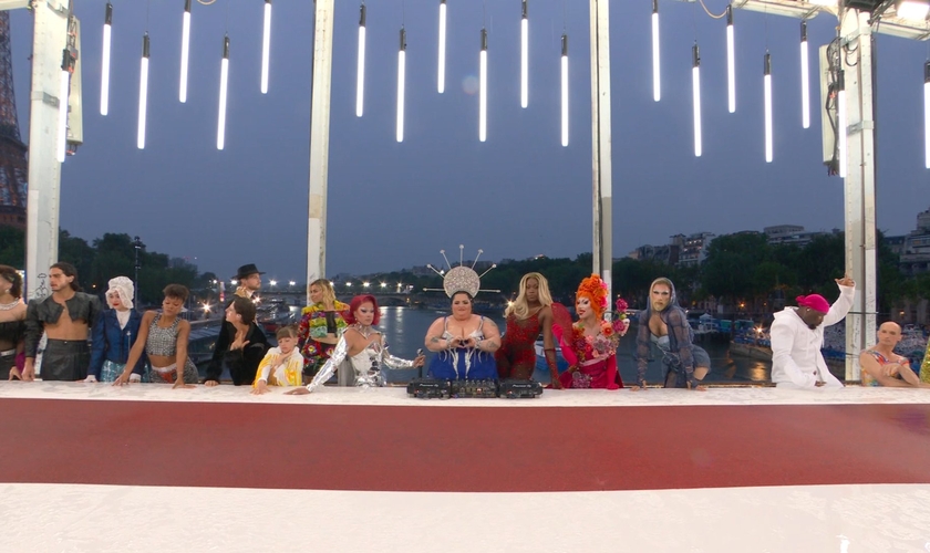 Cena de "A última Ceia", representada por drag queens na Abertura dos Jogos Olímpicos de Paris. (Foto: X/The Olympic Games)