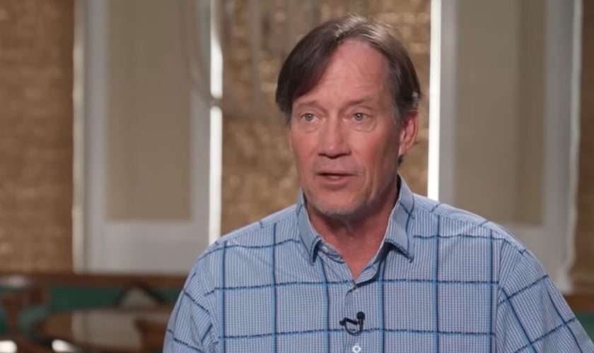 Kevin Sorbo. (Foto: Reprodução/YouTube/CBN News)