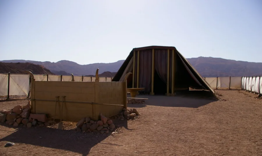 Réplica em tamanho real do Tabernáculo israelita em Timna, Israel. (Foto: Domínio público)