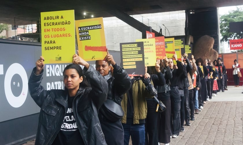 Caminhada pela Liberdade na Avenida Paulista. (Foto: Raquel Quelyta/Leandro Corrêa)