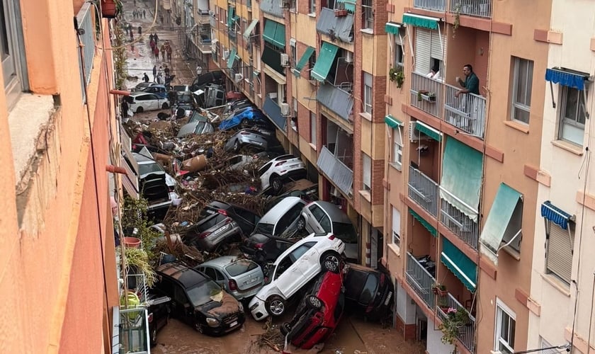 Enchentes são consideradas as piores do século. (Foto: X/inmuxii)