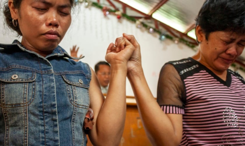 Membros da Igreja Morning Dove em Manila, Filipinas. (Foto: IMB)